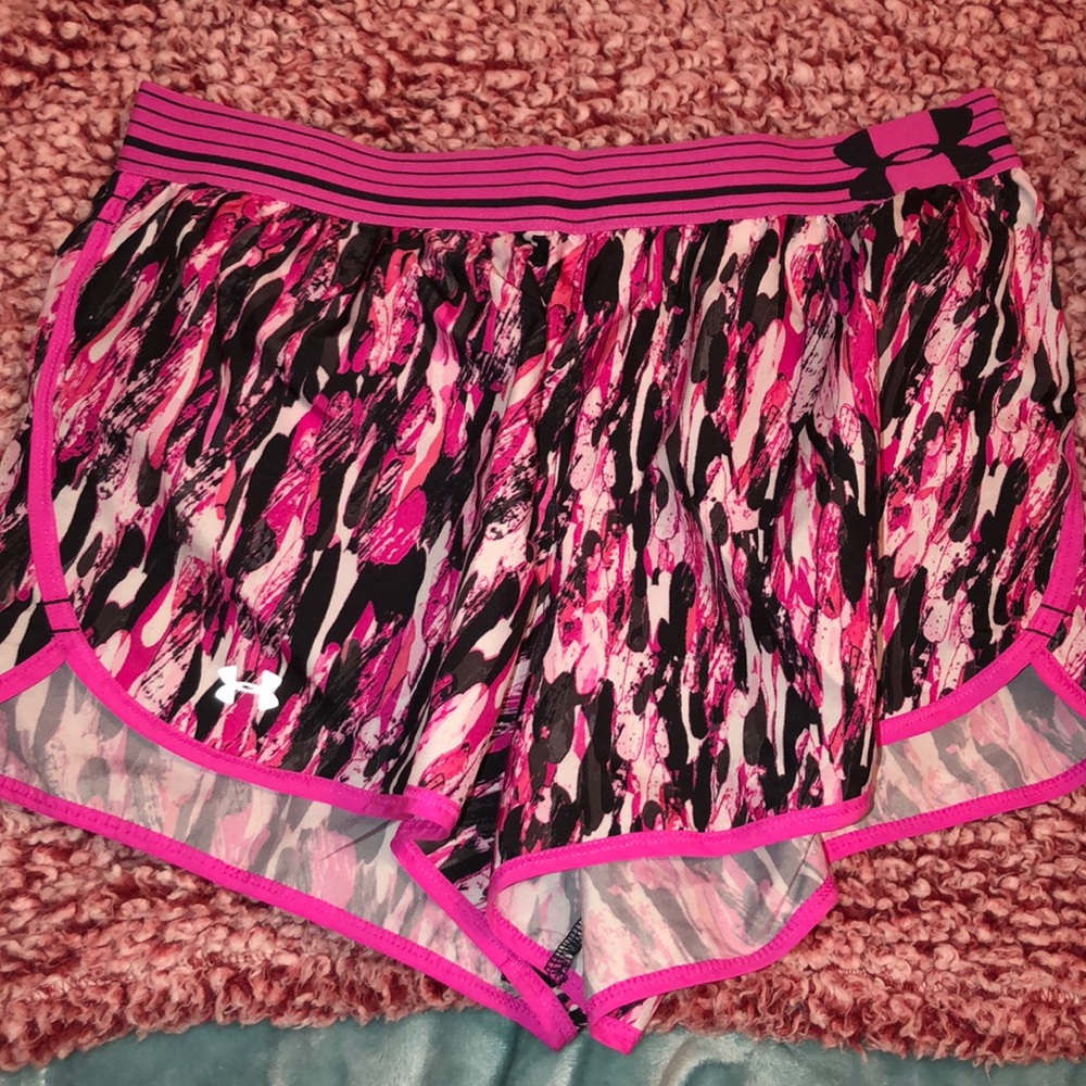 Underarmour athletic shorts